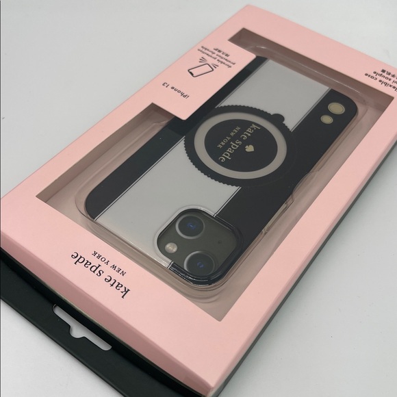 Kate Spade Phone Case for iPhone 13
NWT - Picture 13 of 16